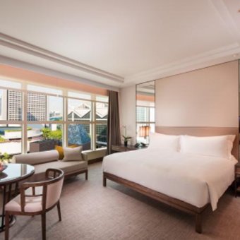 PARKROYAL room